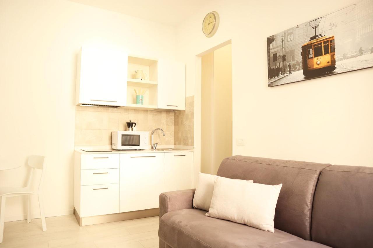 Navigli Tiny Bright House Apartment Милано Екстериор снимка